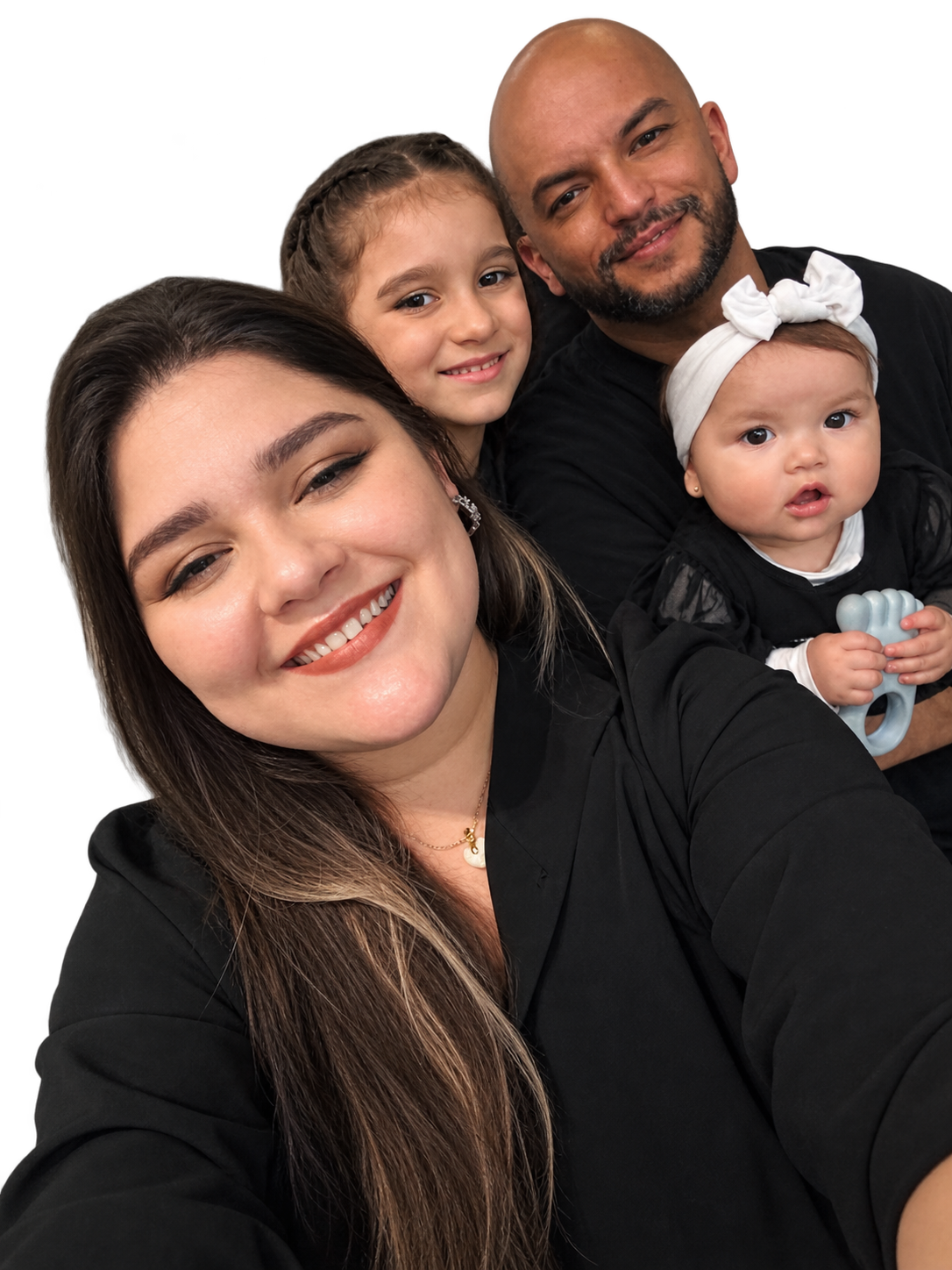 Família sorrindo em uma selfie